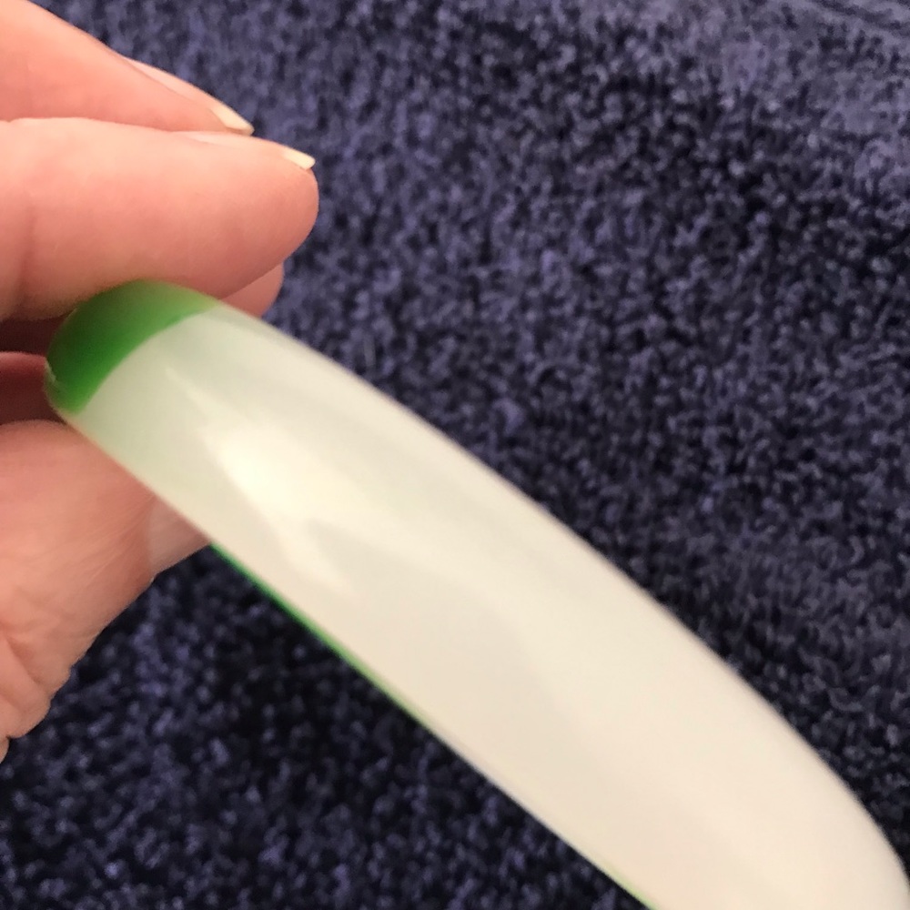 Jadeite Bangle - image 6